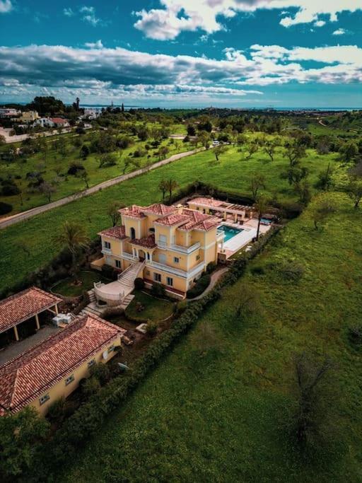 Casa Ferrel Villa *